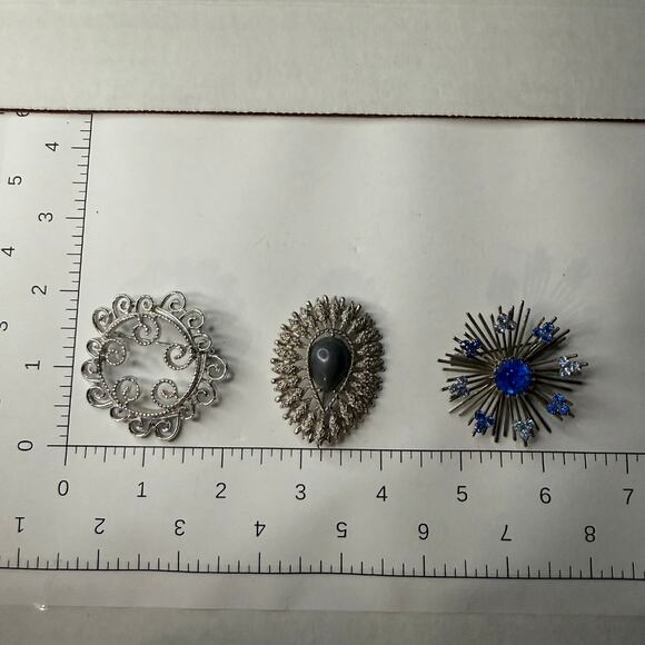 Sarah Coventry Lot (8) Pieces Butterfly Leaf Starburst Cabochon Stick Brooches - Picture 5 of 5